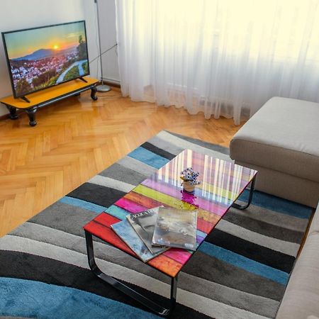 Sunshine Apartment Брашов Экстерьер фото