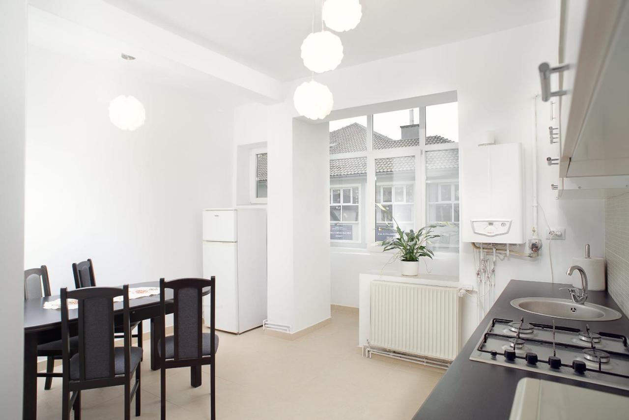 Sunshine Apartment Брашов Экстерьер фото
